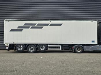 K200 KT01 / 60 m3 / 2 x LIFT AXLE